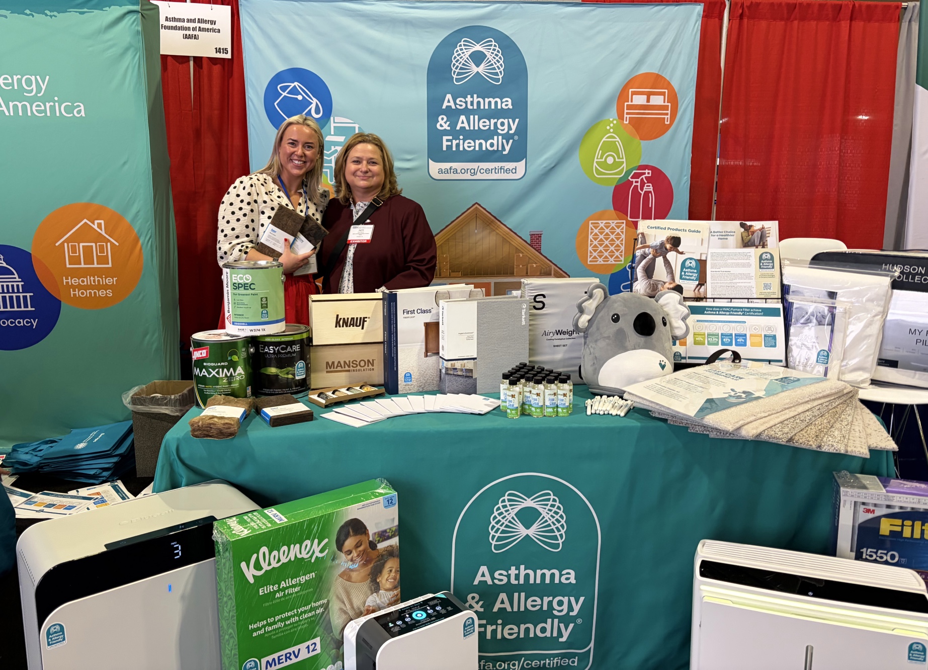 Leah McInerney with Patti Pellock from Knauf at the Asthma & Allergy Friendly® Certification Program booth at AAAAI 2026.